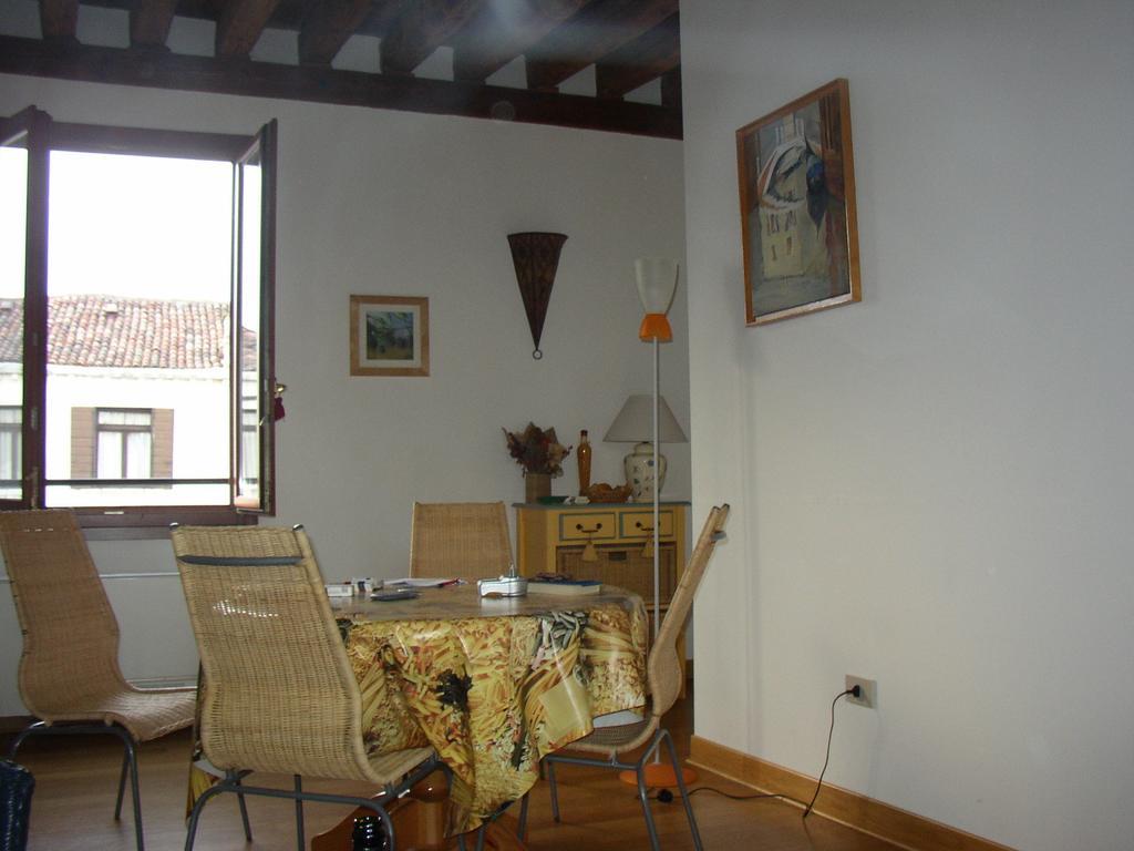 Palazzo Celsi Daire Venedik Oda fotoğraf